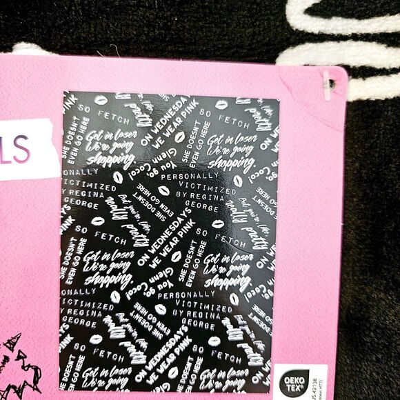 Mean Girls Plush Throw Blanket 50 In X 70 In, NEW, Fast Ship - Picture 3 of 3